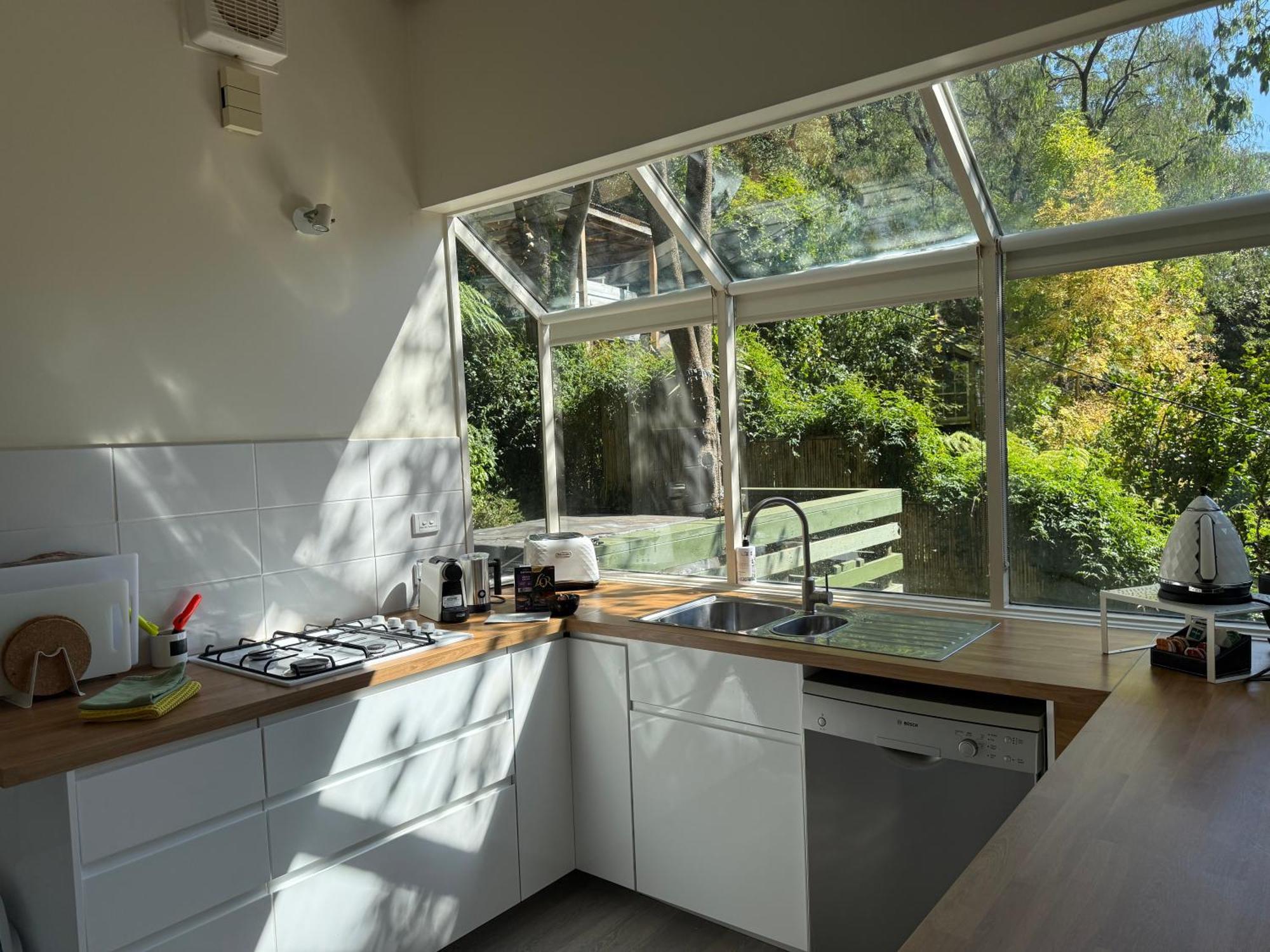 Sassafras Treehouse Private Home In The Dandenong Ranges, Victoria Екстериор снимка