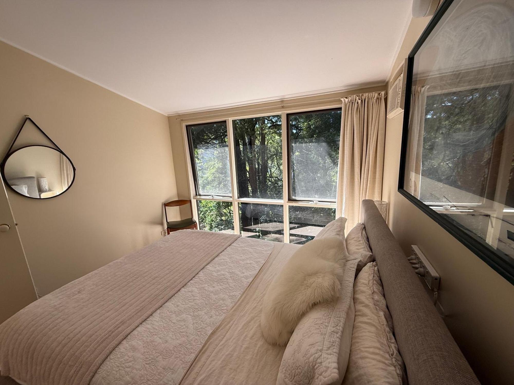 Sassafras Treehouse Private Home In The Dandenong Ranges, Victoria Екстериор снимка